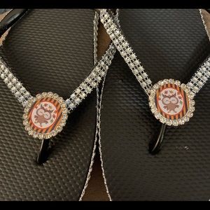 Owl flip flops